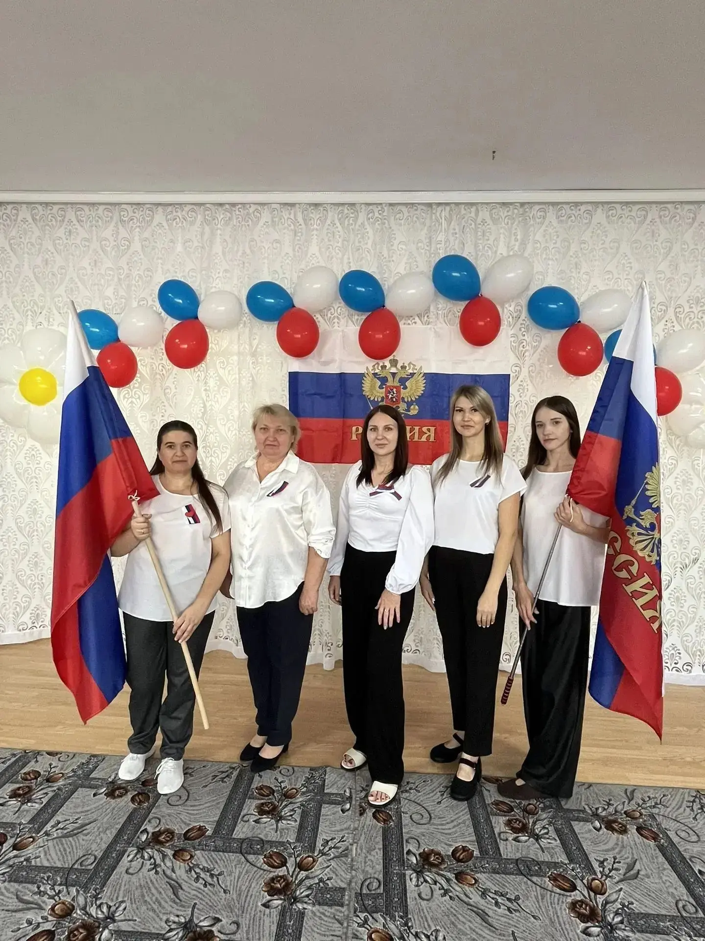 С Днём Государственного флага Российской Федерации! Этот праздник — прекрасный повод ещ...