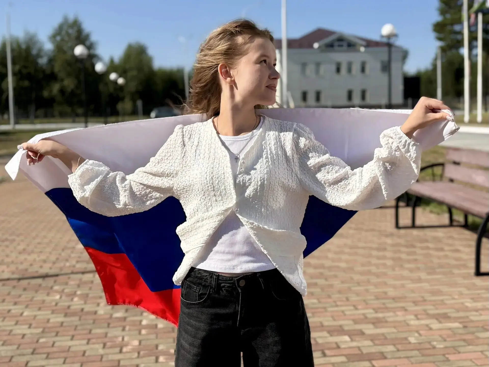 🇷🇺 Белый, синий, красный — цвета нашей гордости!