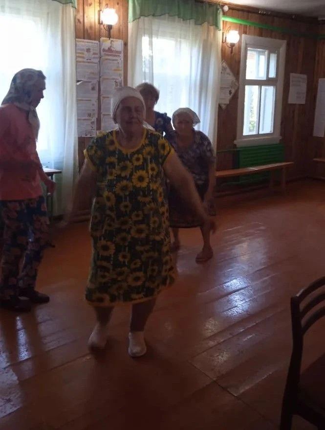 В Аксеновском сельском клубе прошёл музыкальный вечер               "Душа поет" для жителей старшего