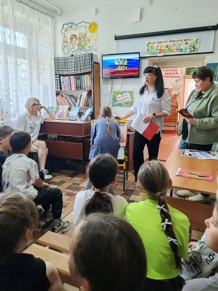 ✅  ДНЕВНИК ЛАГЕРЯ "ЛУЧИКИ"
🔔 День 6. "Национальные и народные танцы"


11 июня. "Национальные и нар