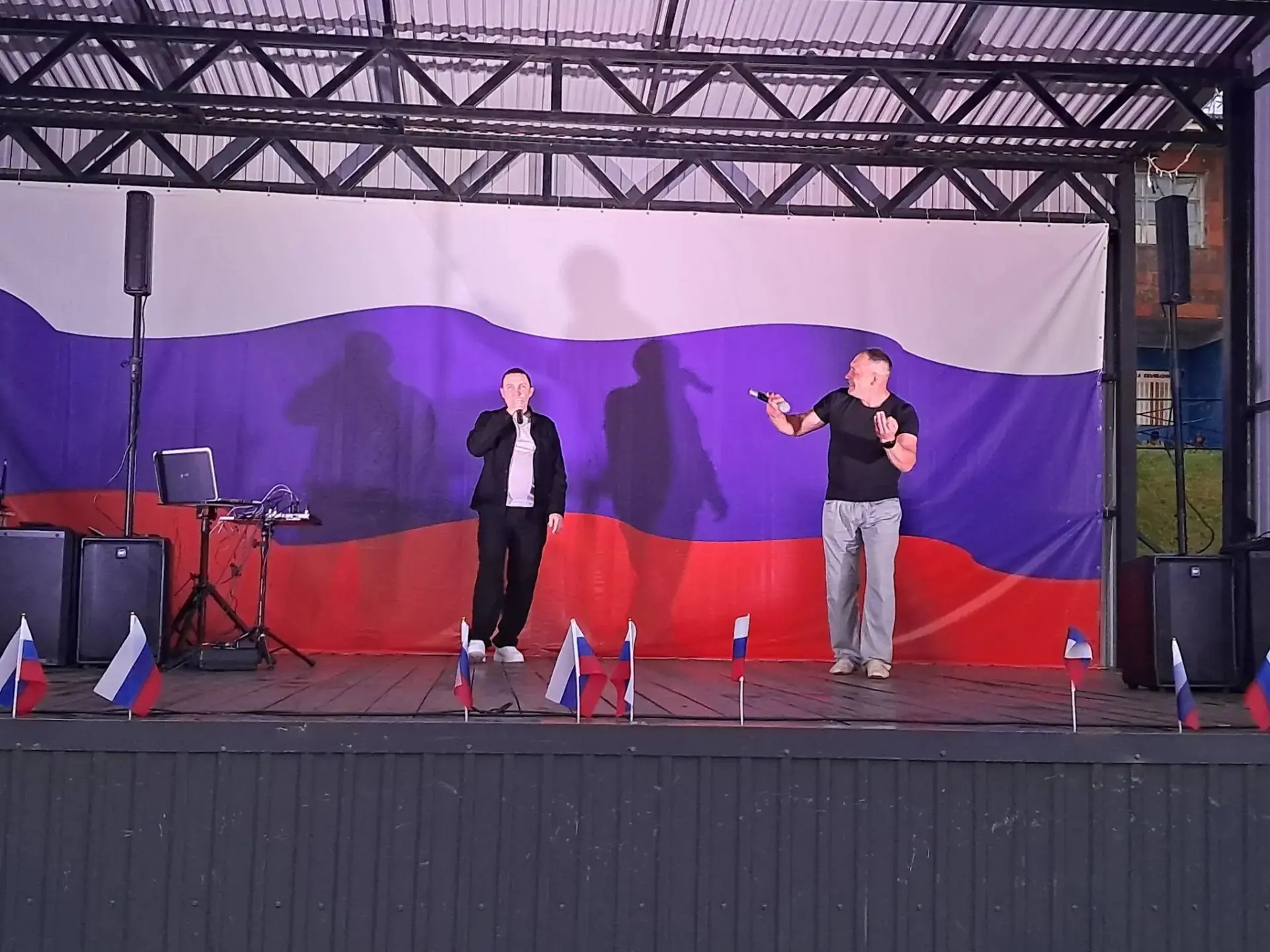 #ДеньРоссии #КалининоСДК
12.06.26г. 
День России. с.Калинино. Выступления артистов Калининского дома