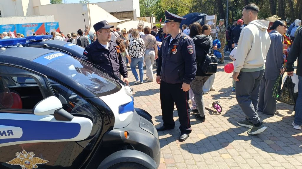 🫡В Краснодарском крае полицейские обеспечили охрану общественного порядка во время пра...