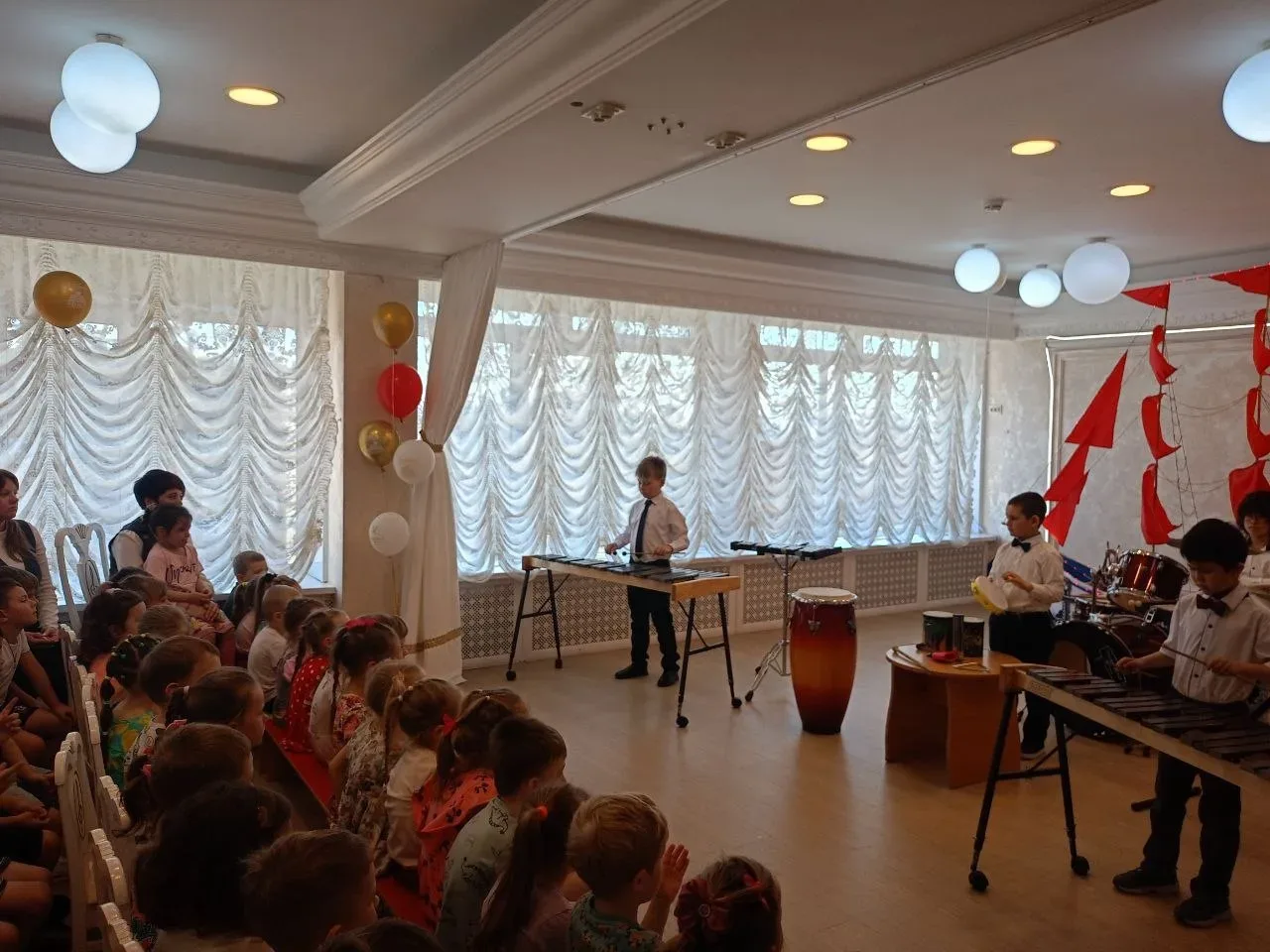🥁 Музыкальная школа в гостях у детского сада