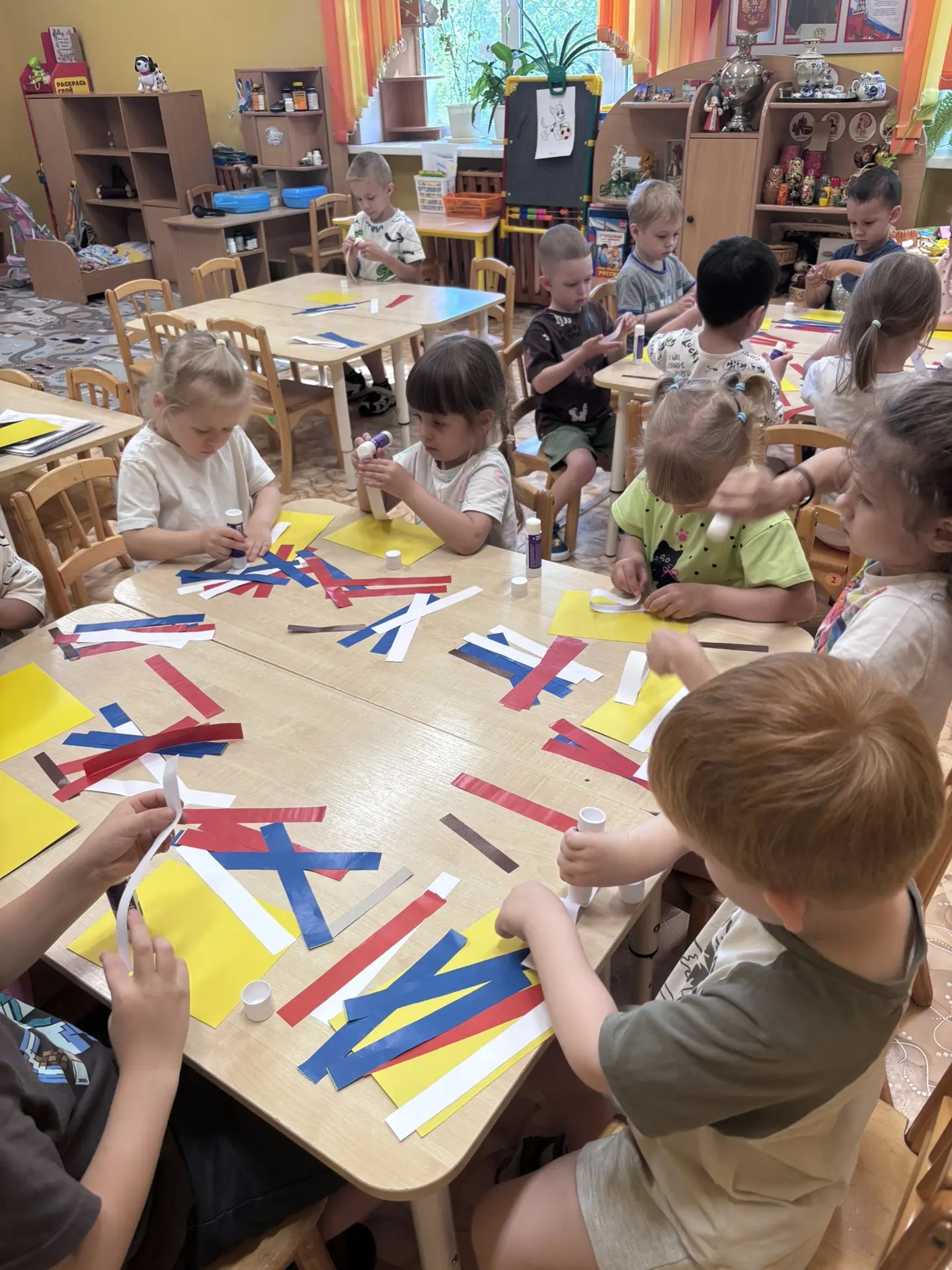 ✨ Творческий день в нашем детском саду! ✨🎨

Сегодня в МБДОУ «Детский сад N 146» г.о. Самара отметил