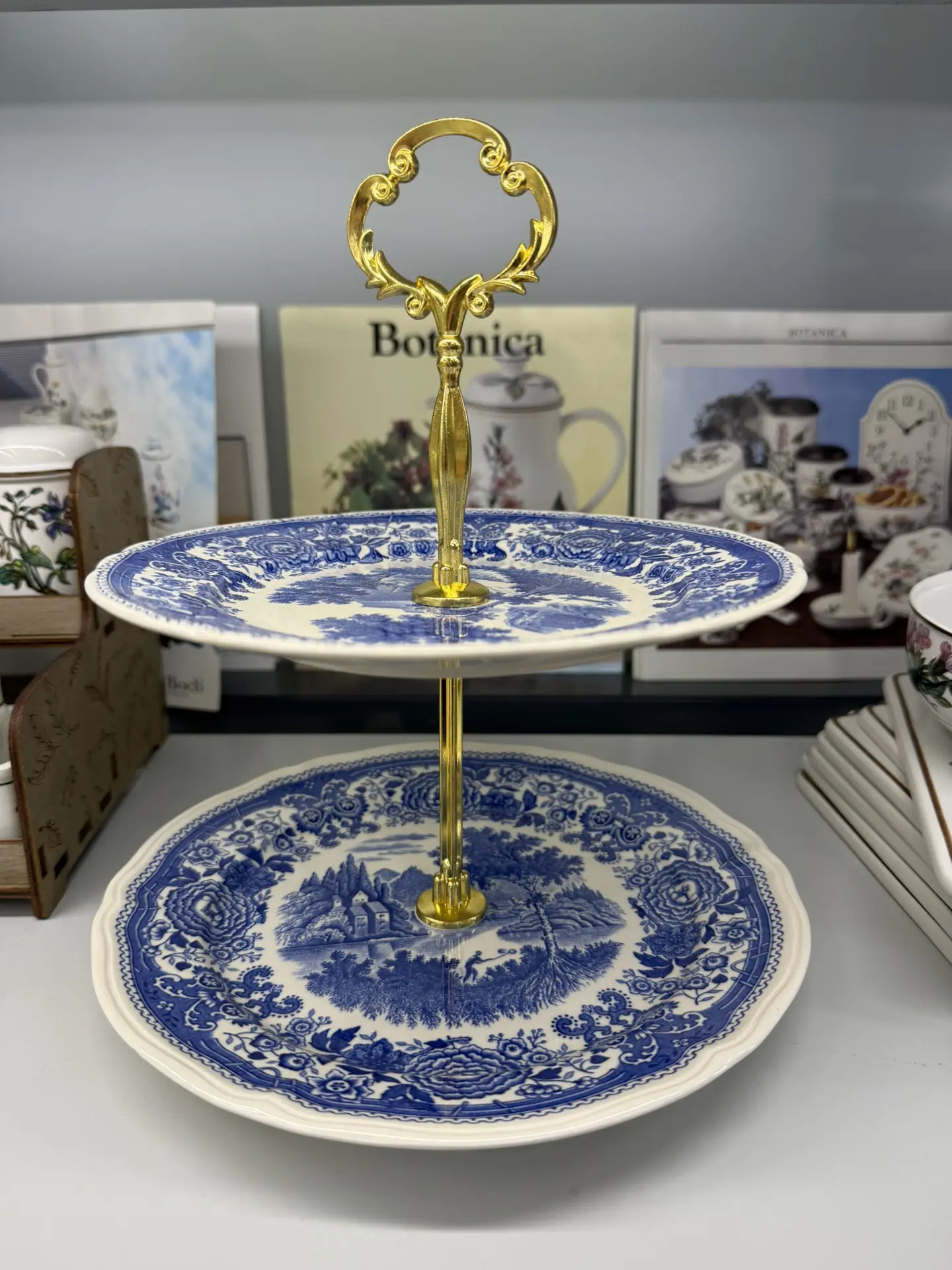 ❤️‍🔥Этажерка Villeroy&Boch Burgenland - 7190 руб. 

Диаметры ярусов: 21.5 см и 19 см

Винтаж
Идеаль