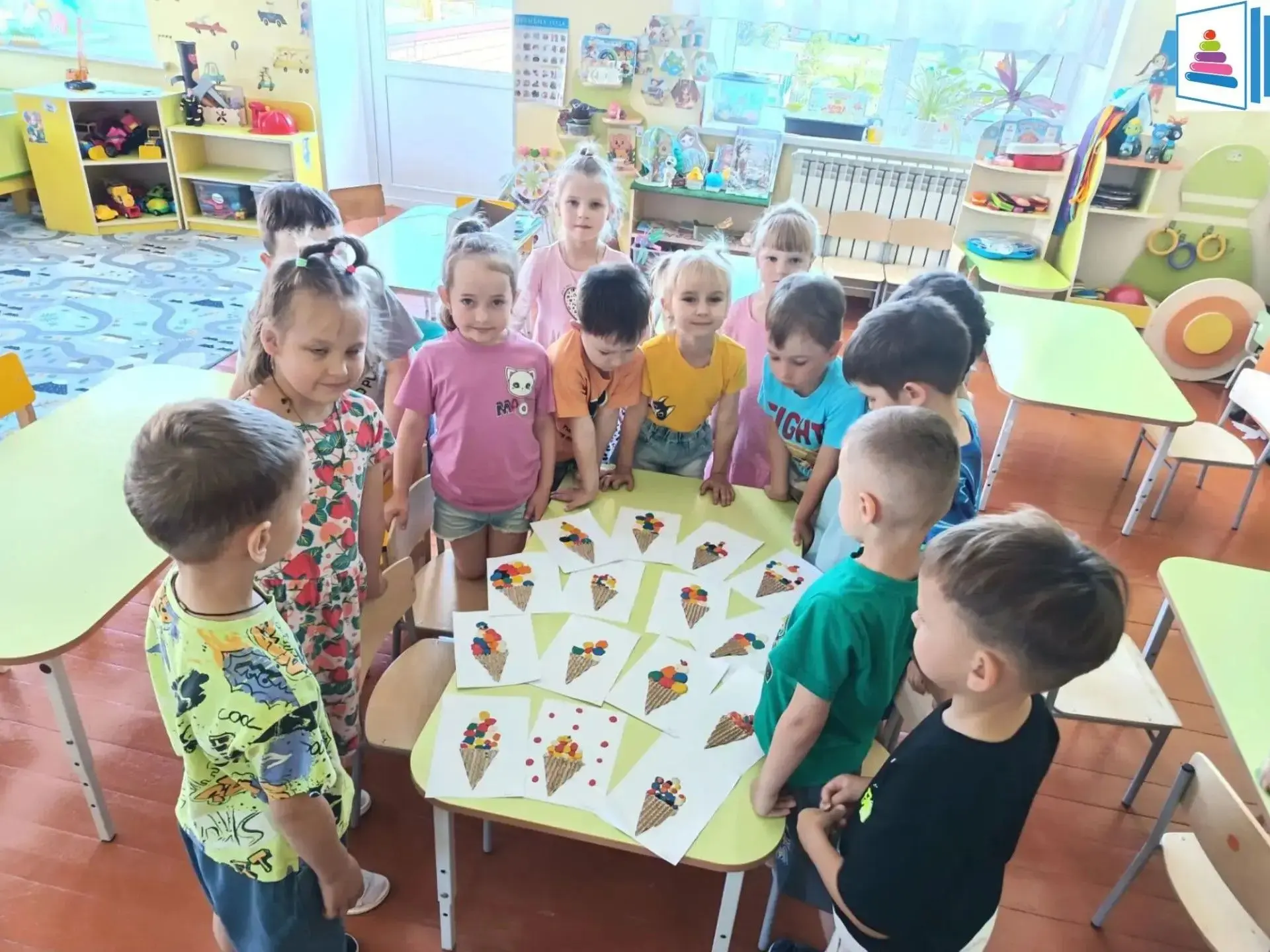 🍦 Летнее настроение от группы №1 «Неваляшки»!
Ребята из группы №1 (воспитатели Бабичева А.И. и Удов