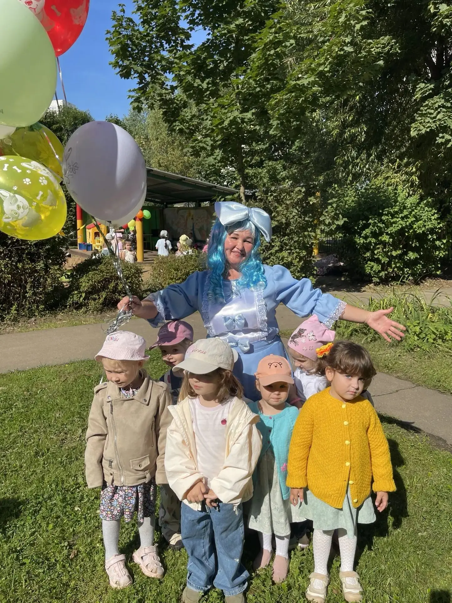 🍁 Сегодня по всей стране зазвенели школьные звонки!