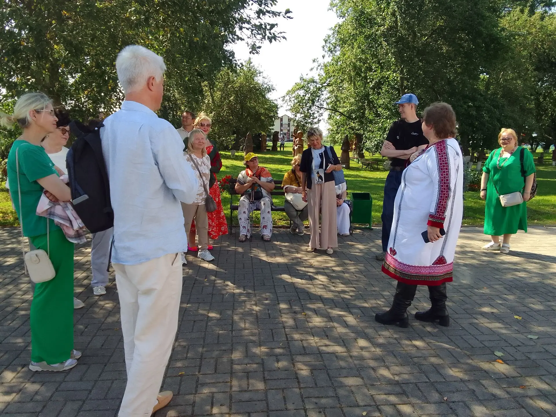 Туристы из Москвы не только познали кладезь мокшанской культуры, но и оживили народные ...