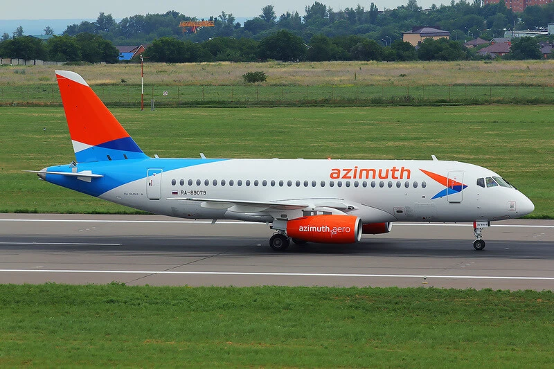 🛫 Лето официально началось — а значит, пора паковать чемоданы и отправляться навстречу...