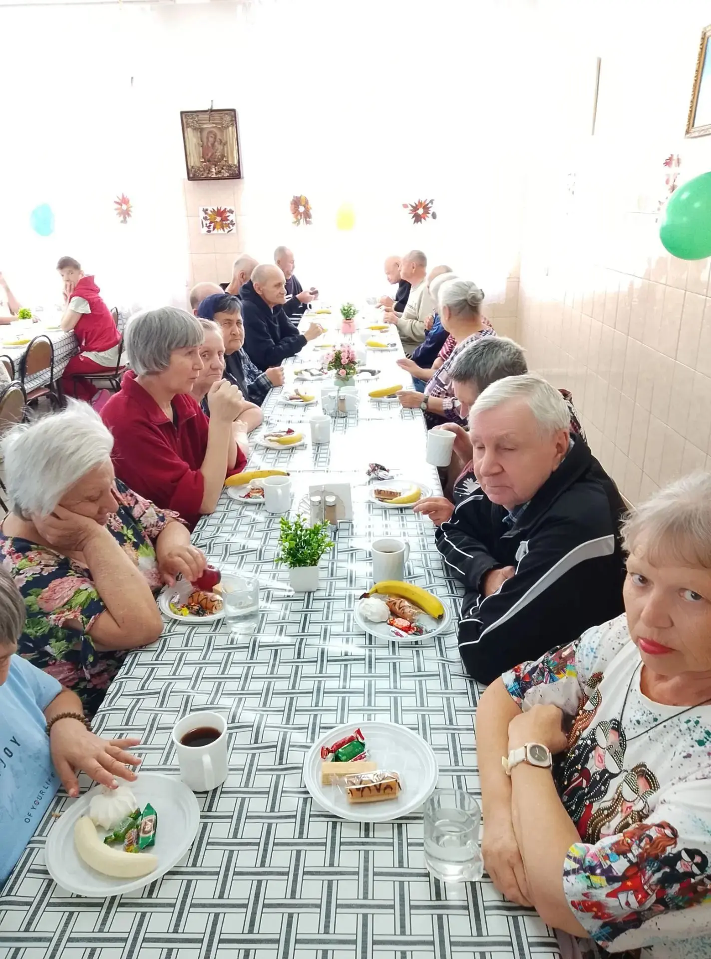☕ Уютные посиделки ко Дню пожилого человека в нашем доме-интернате.