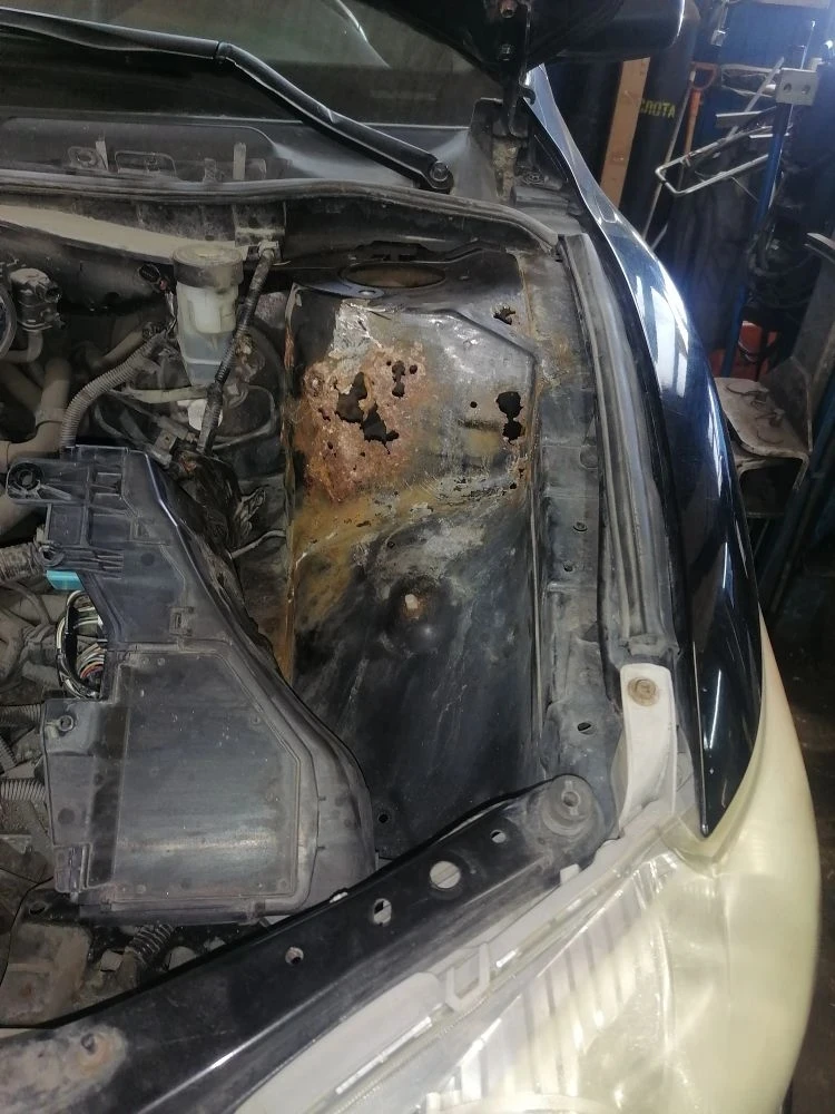 "До/ и после " Легендарная но гнилая до дыр Toyota Camry ( реставрация стаканов передни...