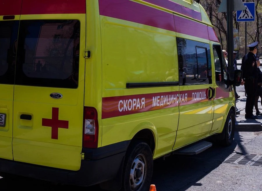 Мигрант с психическим расстройством напал на врачей во Владивостоке