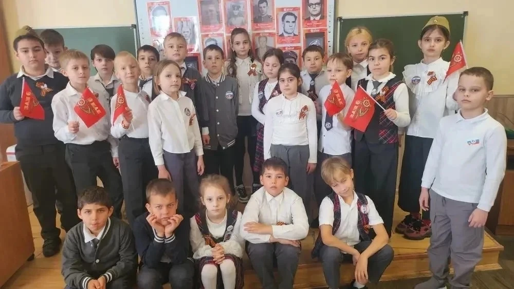 🎖️ «Стена памяти» во 2 «Г» классе: прикосновение к истории своей семьи! 🎖️  В преддверии 9 Мая во 2 