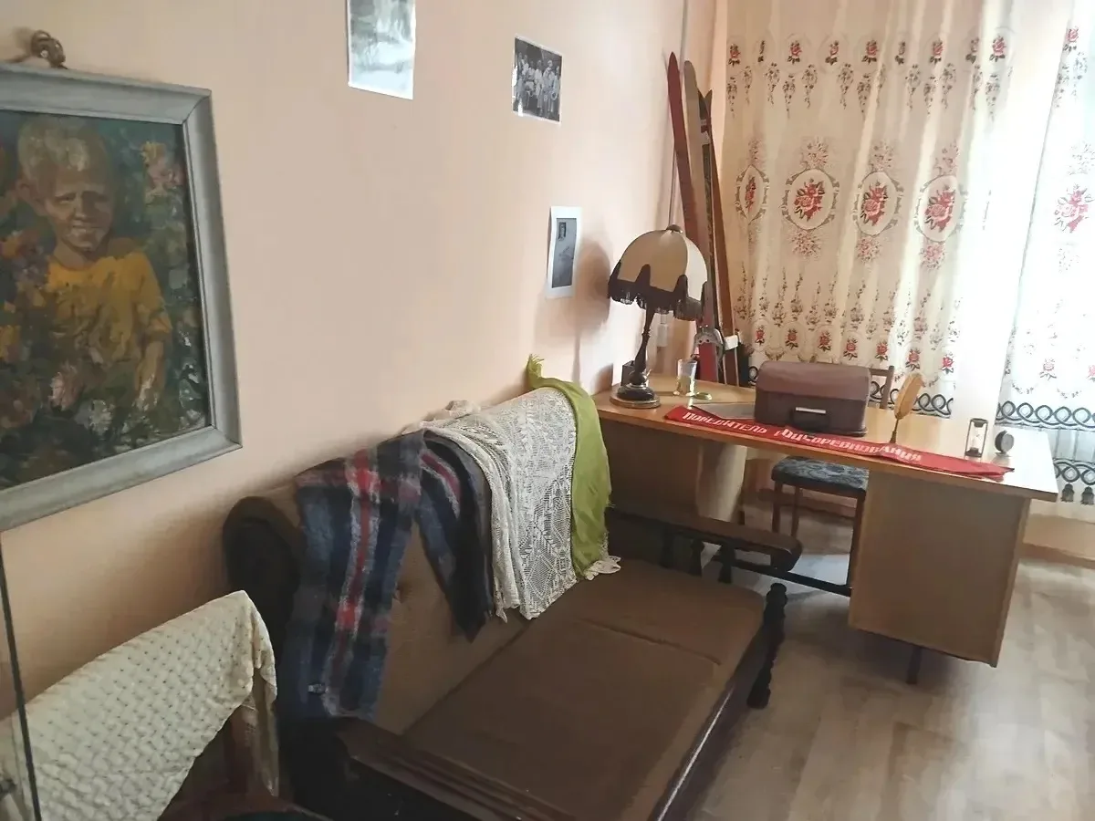 📌МУЗЕЙ ПИСАТЕЛЯ Н. С. УСТИНОВИЧА
✅В красноярской средней школе № 91 существует уникальный музей, б