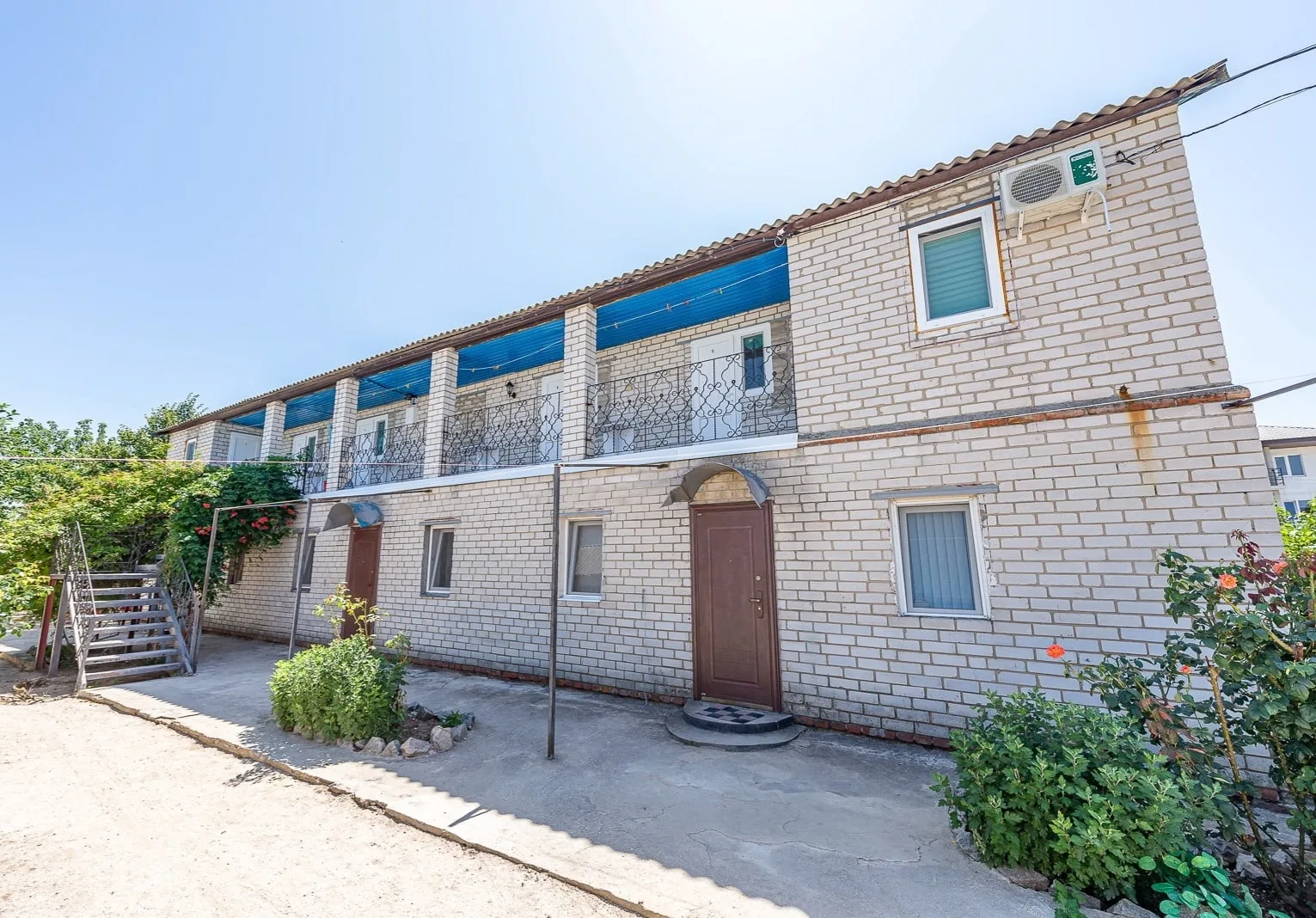 ☀Комфортный отдых на Азовском море☀

М О Р Е О Л А ❤

🏠Гостевой дом
Запорожская область, Кирилловка