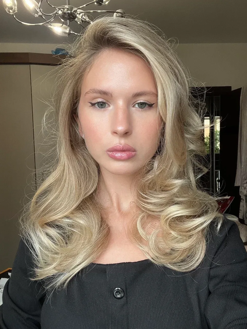 Сделали вот такую красивую фотографию на документы🥰💕