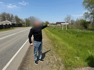19-летний житель села Балахоновского оказал сопротивление при задержании и ударил инспектора ДПС гол