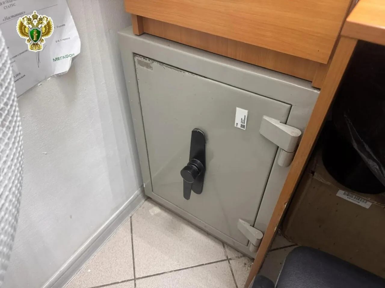 🕵‍♂ Бывший директор салона связи в Вельске пойдёт под суд за присвоение 880 тыс. руб.