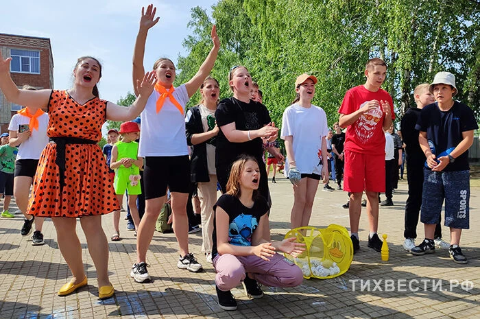 Почти 2500 юных тихоречан проведут каникулы с пользой

Этим летом в образовательных учреждениях откр
