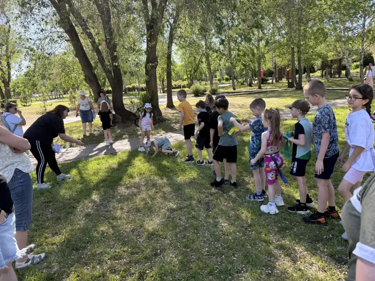 Весёлый поход: Парк ,пикник и море игр! ☀️