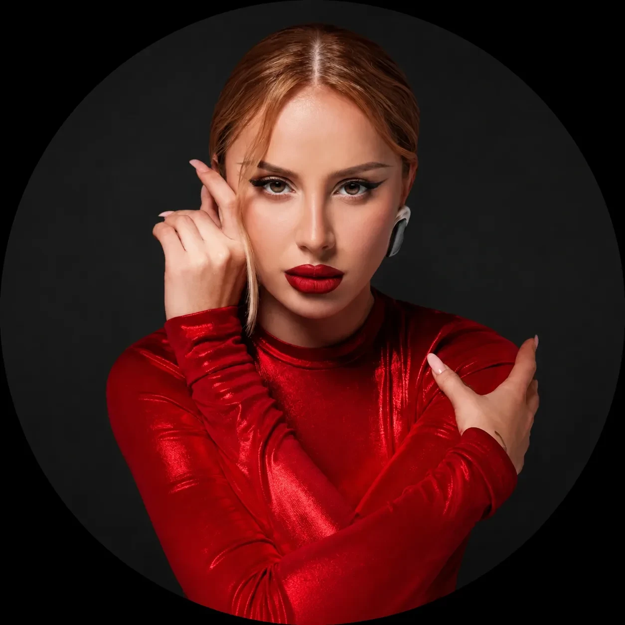 Сохраняем полезную находку для аудитории «Руки Вверх! 🎤 Всё о группе и Сергее Жукове»....