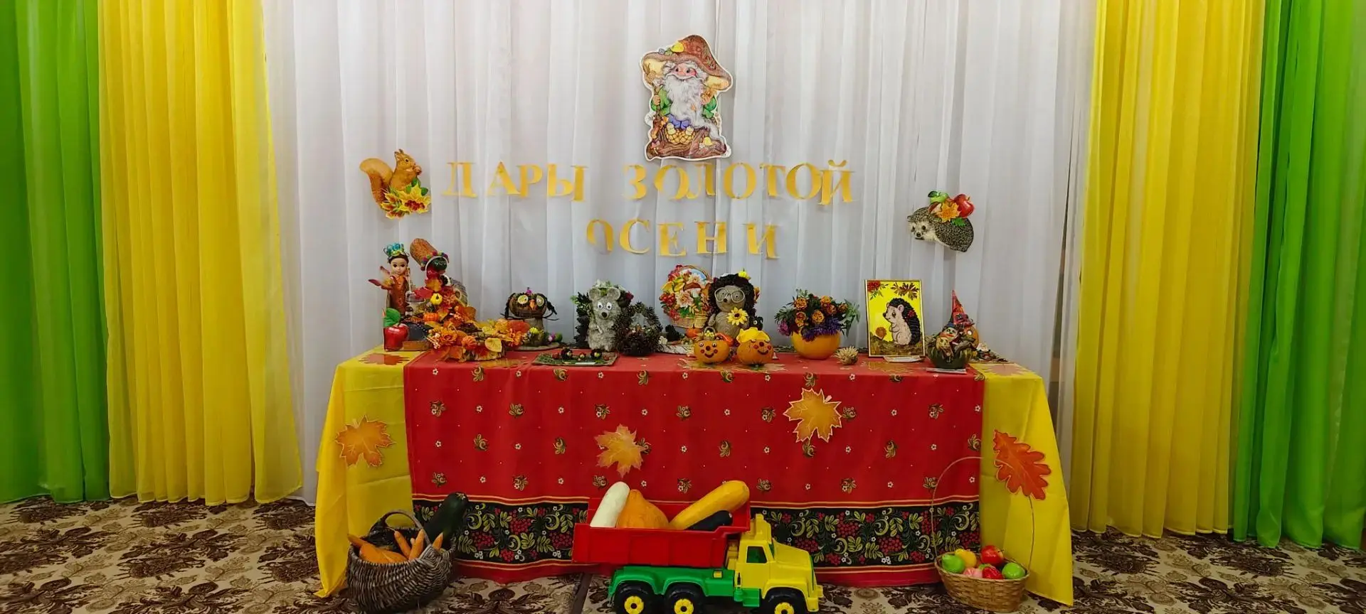 В детском саду прошло осеннее народное гулянье «Дары осени»