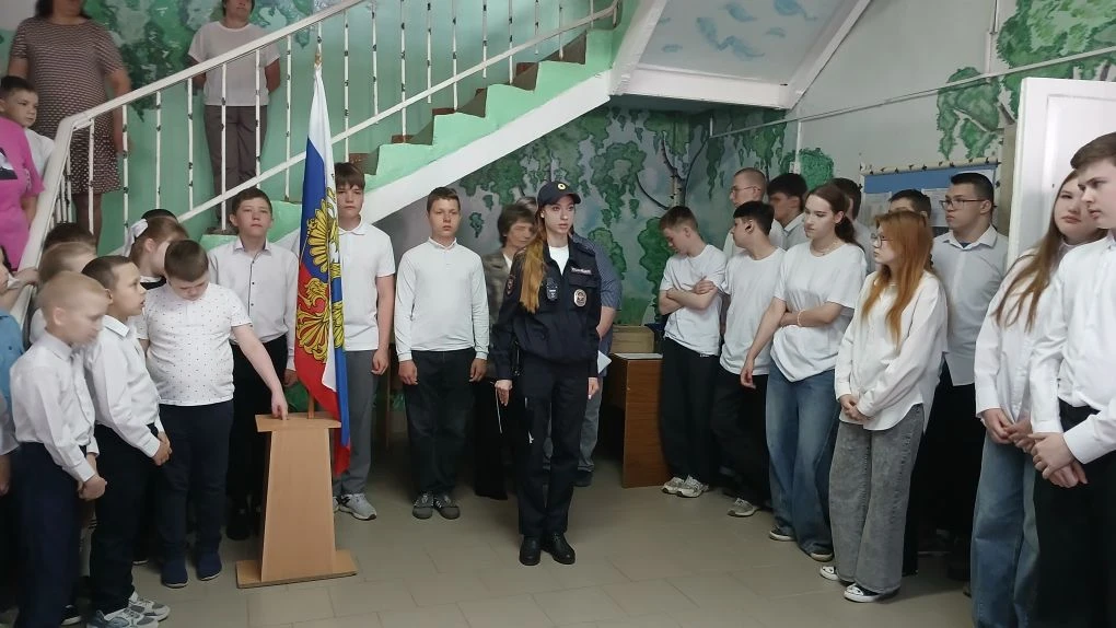 Торжественная линейка, посвящённая окончанию учебного года 🎓☀️
