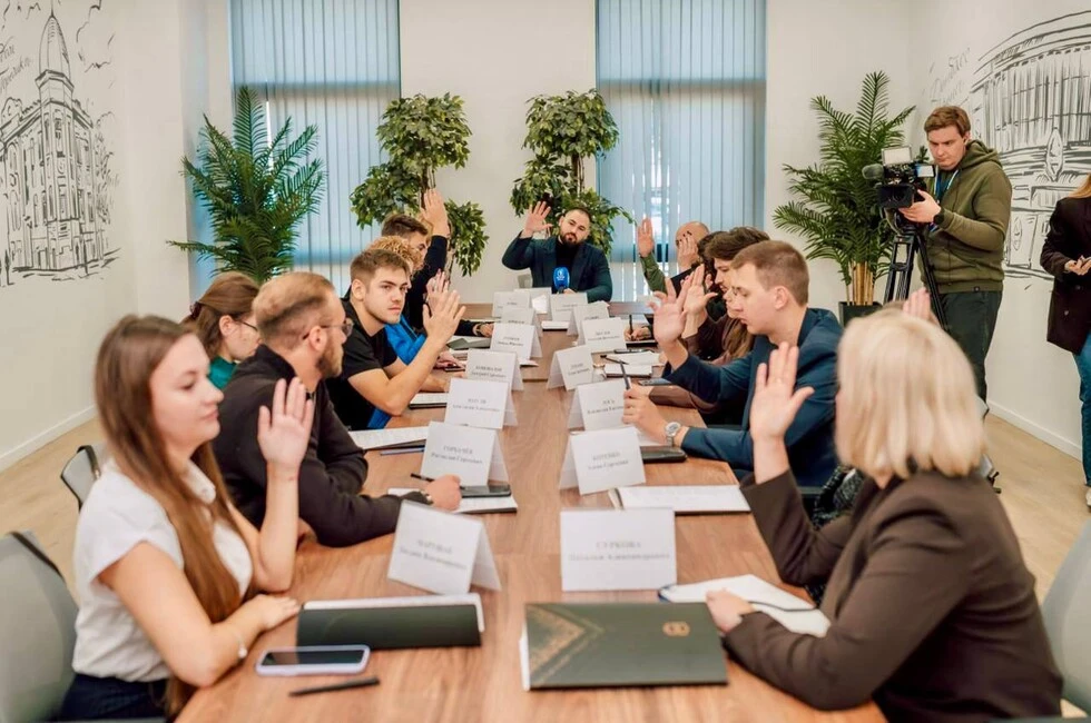 Общественный совет при Минмолодежи ДНР заработал в обновленном составе