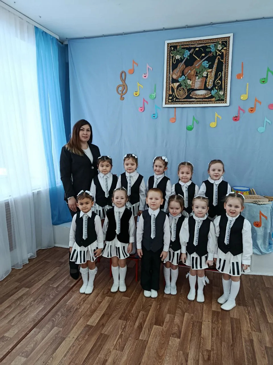 Подведены итоги конкурса в рамках номинаций “Воспитатель года” и “Специалист года”.