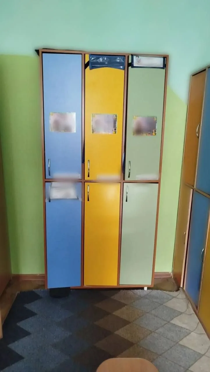 😱 В детском саду № 73 Томска на детей упал шкаф: есть пострадавшие