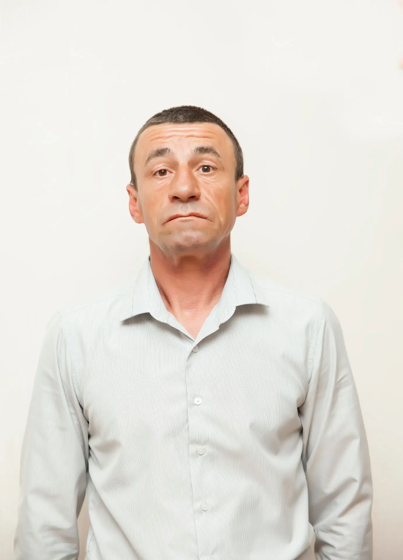 Мужское плечо и чуткое сердце: Олег Мироненко посвятил четверть века служению людям в глубинке

В Де