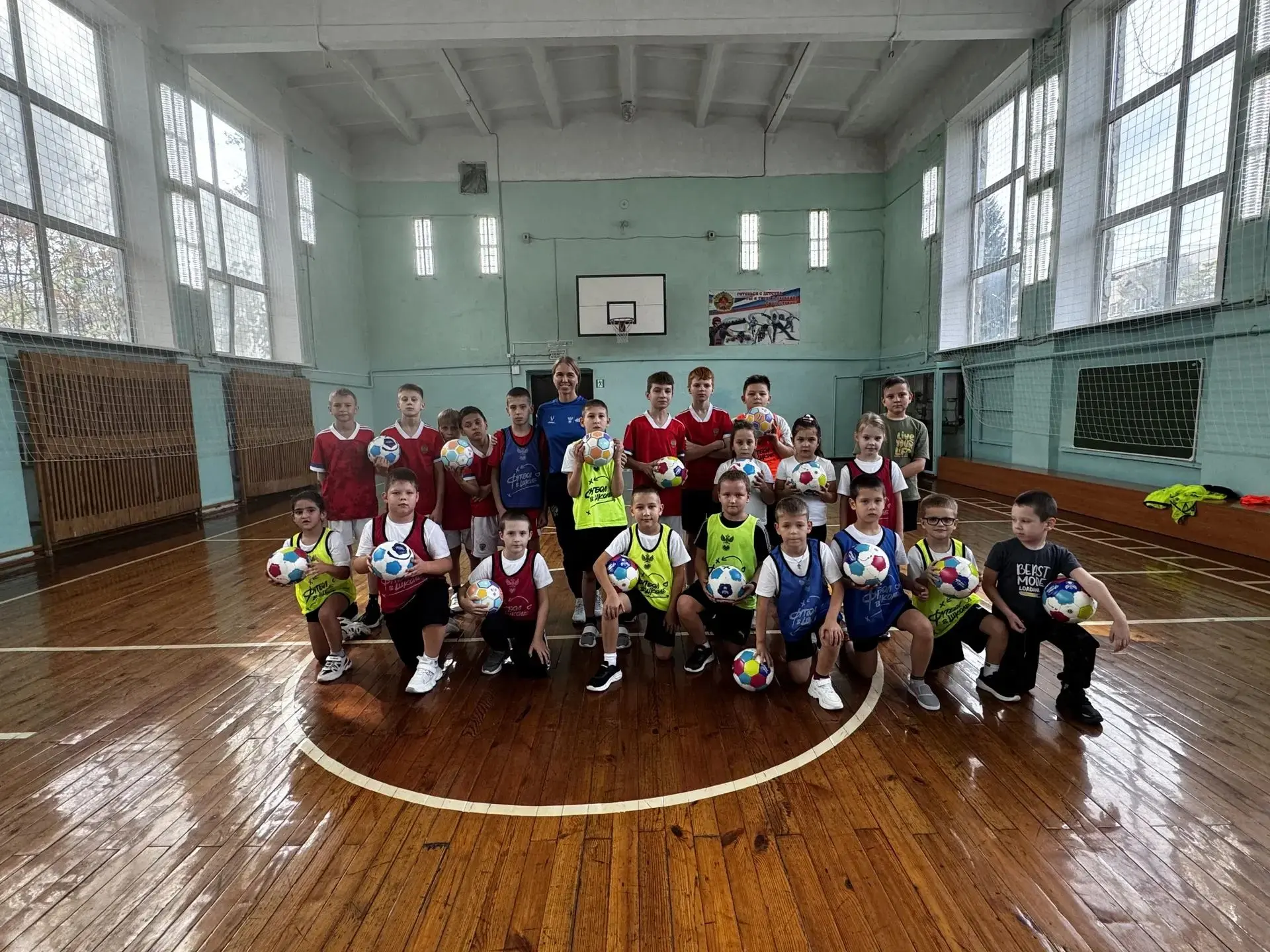ФУТБОЛ В ШКОЛЕ ⚽️