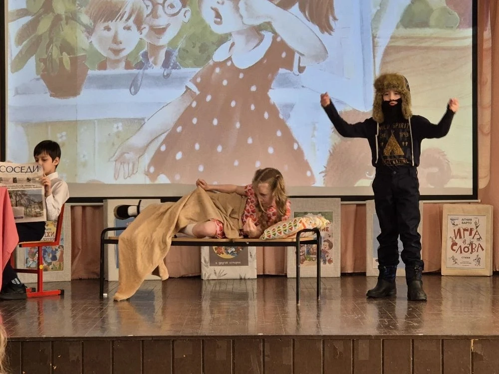 Наука — это не только учебники, но и настоящий праздник! 🧪🎭 20 марта мы ярко и шумно подвели итоги Н