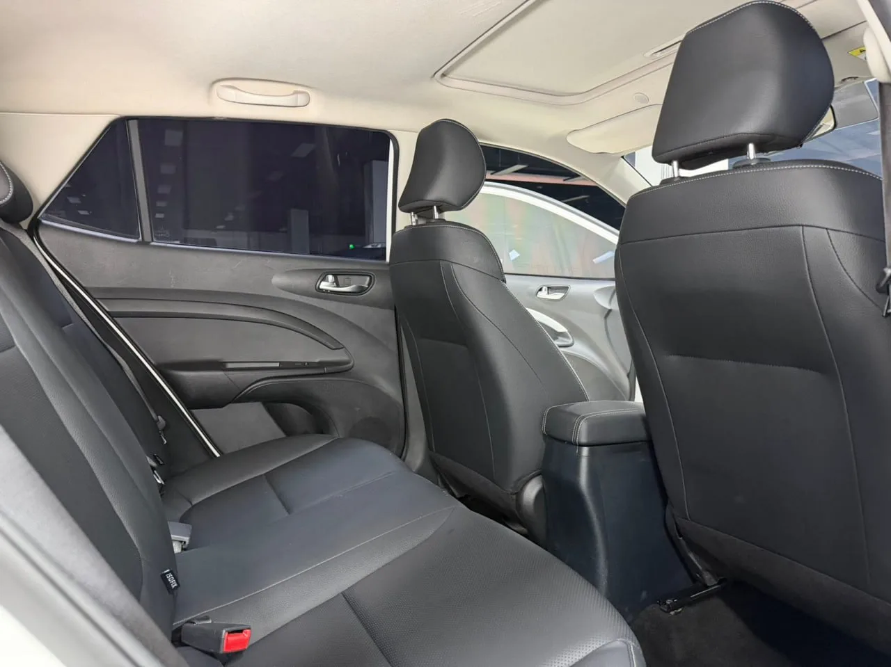 🚗 KIA Sonet 1.4L CVT Fun Sunroof Edition (2021)  В наличии в Китае 🇨🇳 📍 Стоимость под ключ до Владив