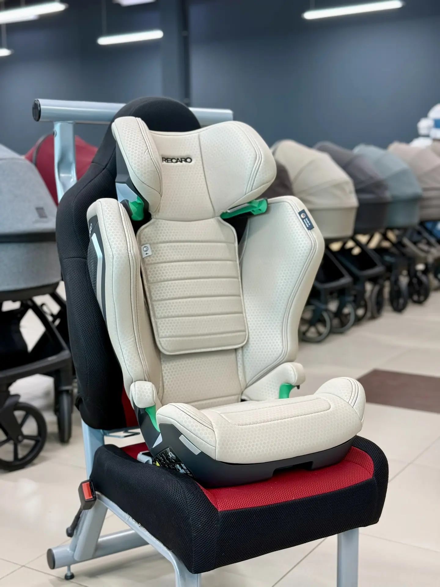 У безопасности есть имя - RECARO🔥