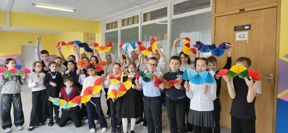 🎎 Сегодня учащиеся 4-х классов погрузились в атмосферу Востока! 🐉  Ребята с большим интересом создав