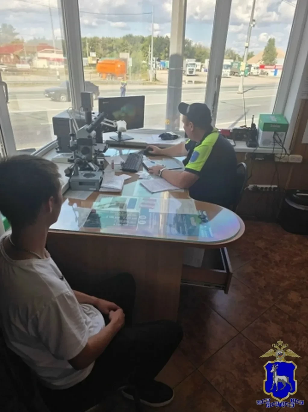 🚓 В Ставропольском районе задержали водителя большегруза с поддельными правами