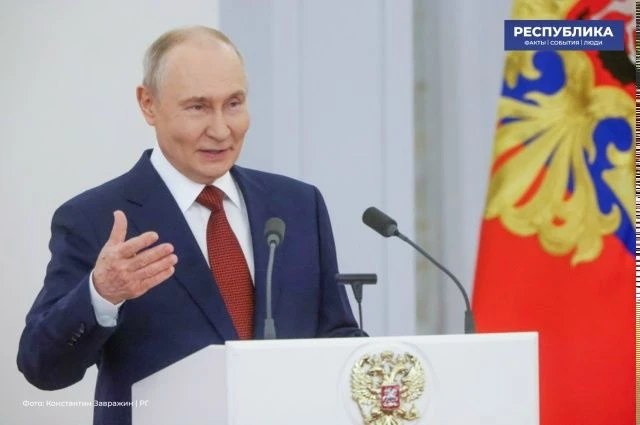 Путин подвел итоги работы уходящего созыва Госдумы
Президент России Владимир Путин встретился в Крем