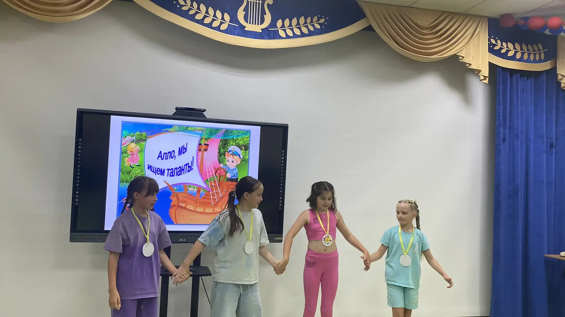 День культуры в нашем лагере прошёл ярко и вдохновляюще! ✨

Сегодня к нам в гости пришли воспитанник