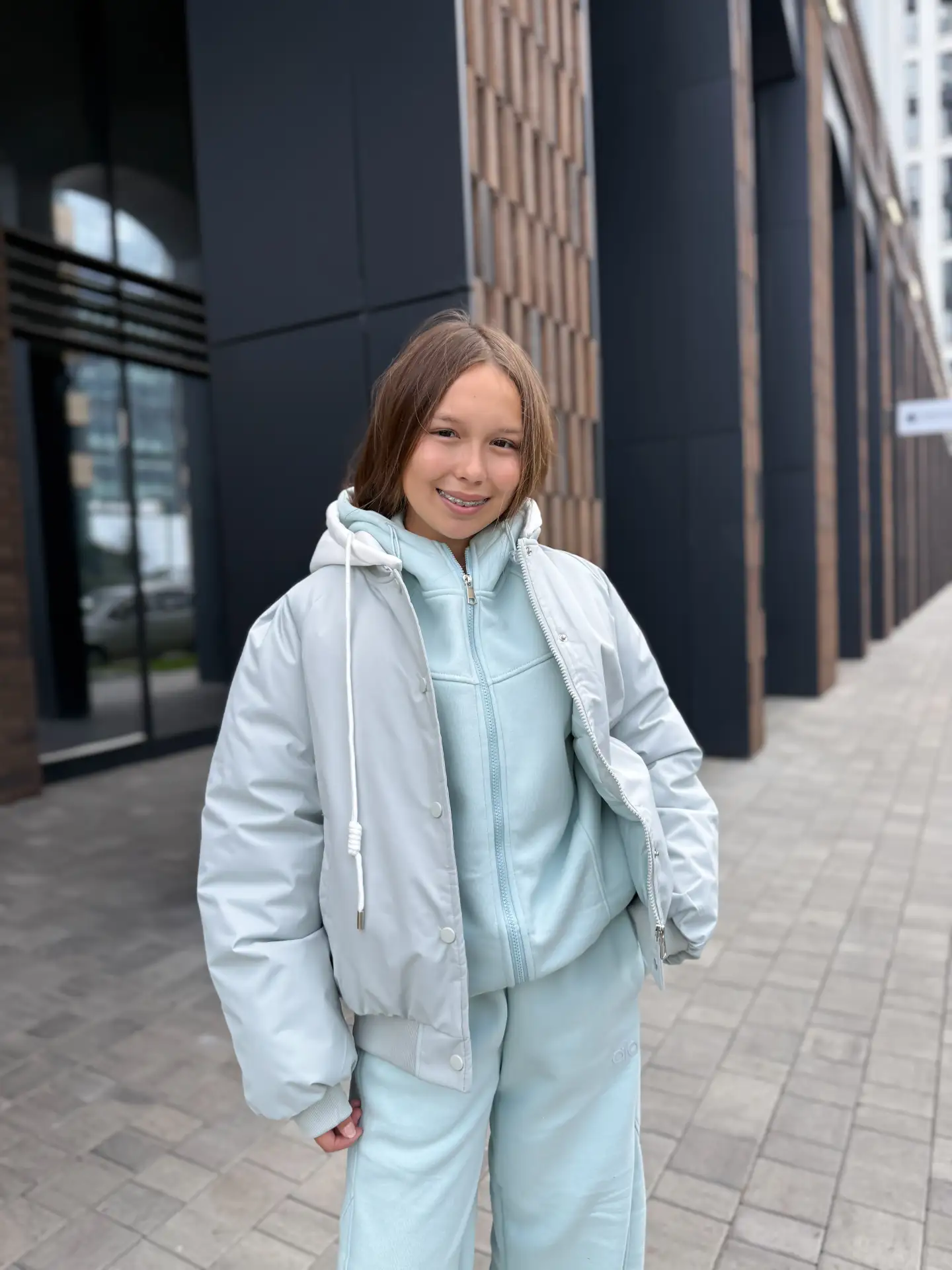 Куртка-бомбер в нежно ментоловом оттенке😍Размеры:152-176
