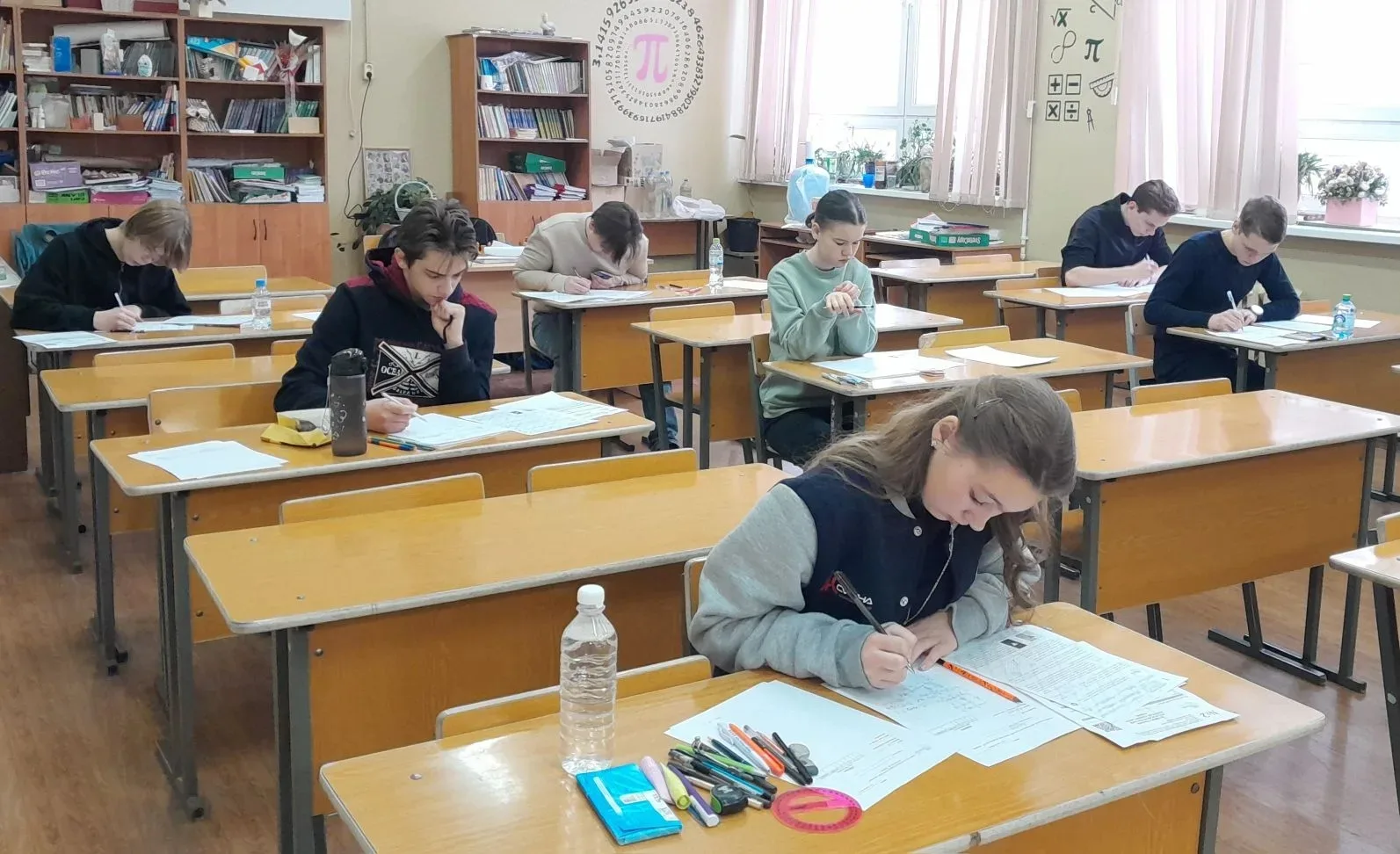 📣 Стартовал марафон заключительных этапов перечневых олимпиад на базе лицея № 33! 🚀 🚀 Поехали! 🎓Перв