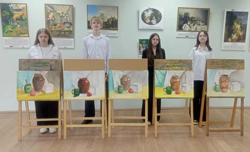 🎉Поздравляем выпускников дополнительной предпрофессиональной программы «Живопись» Озер...