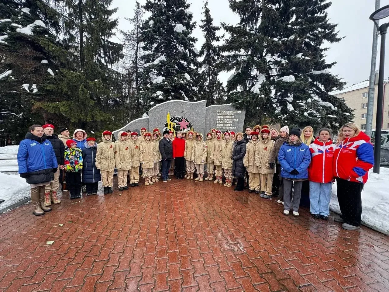 Юнармейцы отряда «На страже небес» почтили память воинов-интернационалистов у Обелиска Славы  15 фев