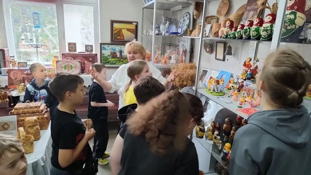 Познавательные мероприятия в пришкольном лагере п. Ключи

👍 Один день недели был посвящен Дымковско