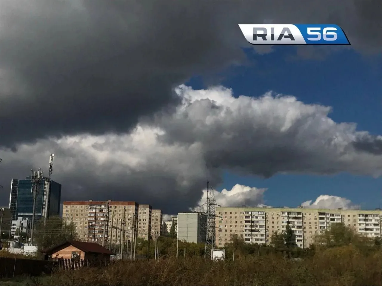 ❗Во вторник в Оренбуржье сойдутся жара и град

🌩16 июня по области  сохранится гроза.

🌫Ночью в во