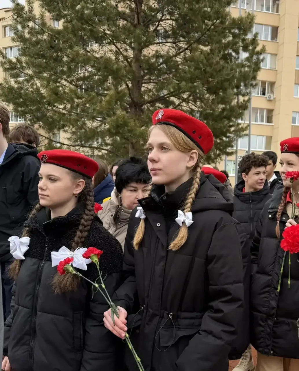 ЮНАРМЕЙЦЫ ПРИНЯЛИ УЧАСТИЕ В ТОРЖЕСТВЕННОМ МЕРОПРИЯТИИИ В ЧЕСТЬ 40-ЛЕТНЕГО ЮБИЛЕЯ СОВЕТА ВЕТЕРАНОВ  В