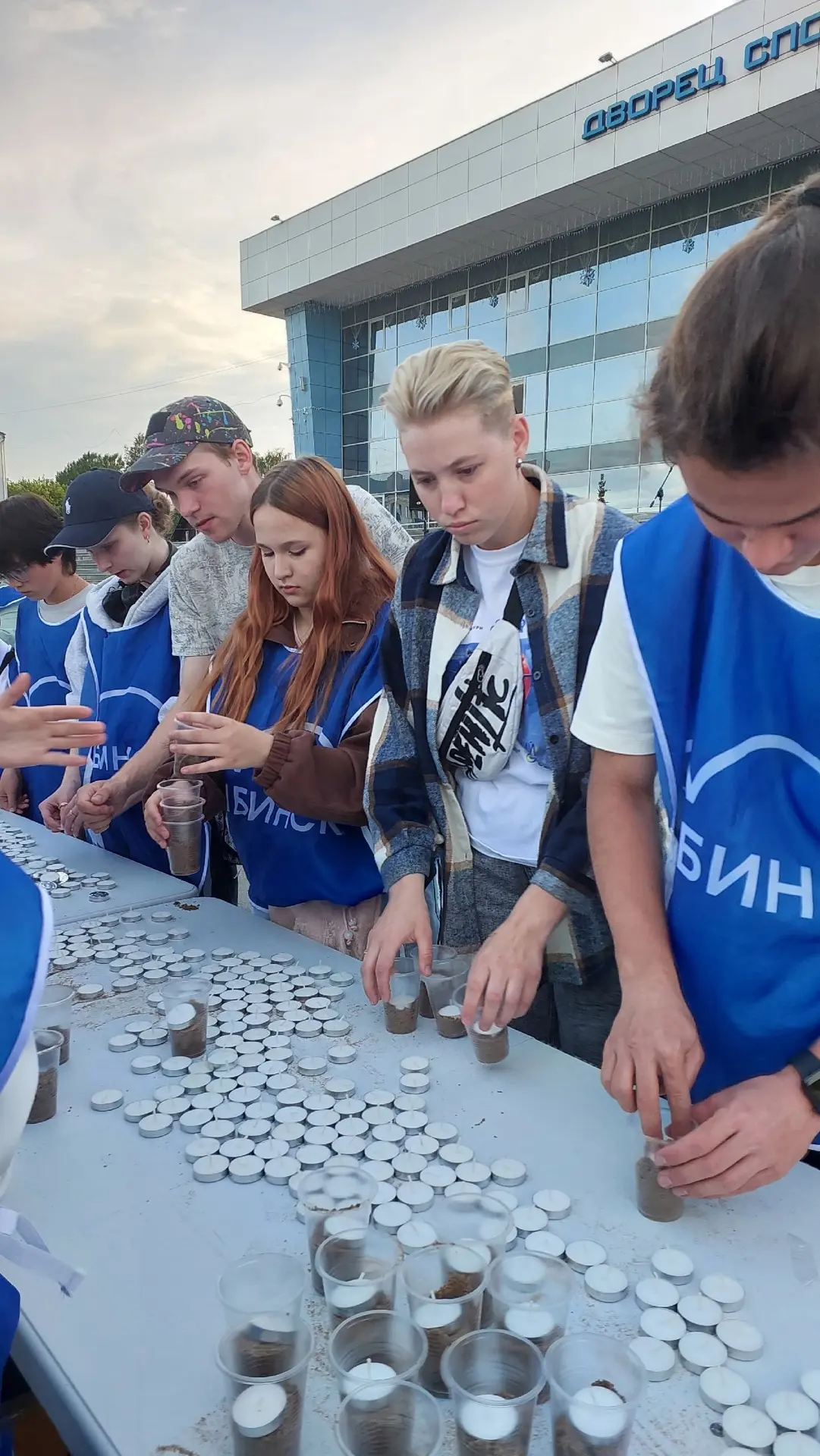 Студенты РГАТУ зажгли свечи памяти в «Огненных картинах войны» 🕯️