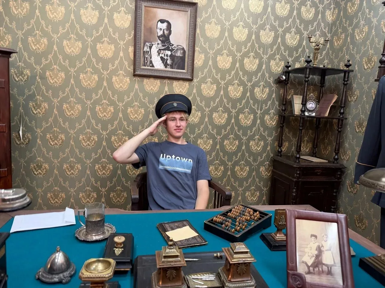 ✨ Экскурсия мечты: путешествие в историю денег! ✨
Сегодня ребята профильной смены отправились в удив