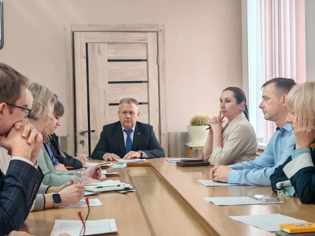 Глава Дальнереченского ГО Сергей Старков:   📢 Провёл заседание проектного комитета, где мы обсудили 