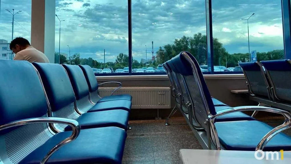 ✈️ В Омске на девять часов задерживают рейс в Сочи

Самолёт должен был отправиться в полёт сегодня в